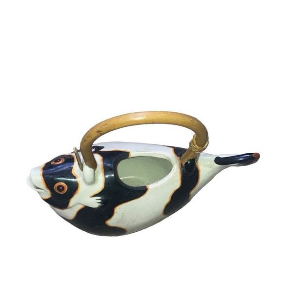 Vintage Animals & Co 1984 Collectible Hand Painted Porcelain Fish Bamboo Teapot - Picture 4 of 8